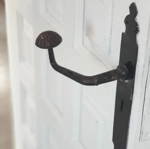 וילה Maryvilla *