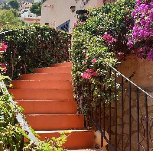 וילה Maryvilla *