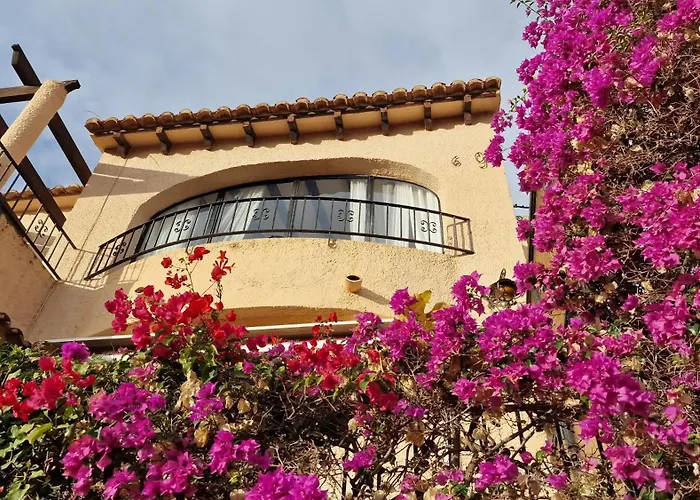 וילה Maryvilla *